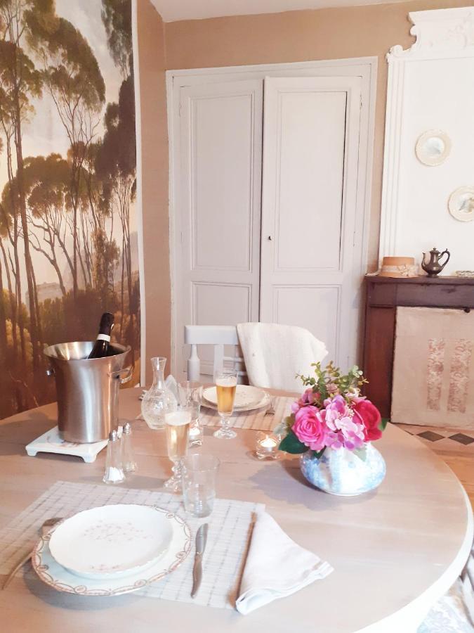 Logis Des Lugats, Gite De Charme Ла Реол Екстериор снимка